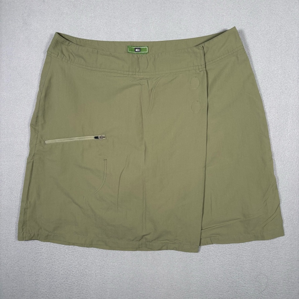 REI Skort Wrap Women’s Sz 14 Army Green Skirt/Shorts Nylon Hiking Pocket UPF 50 - Picture 1 of 11